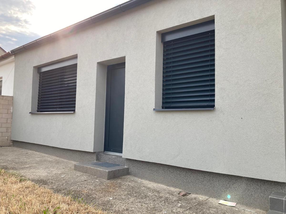 Apartman Maay Hlohovec Bagian luar foto